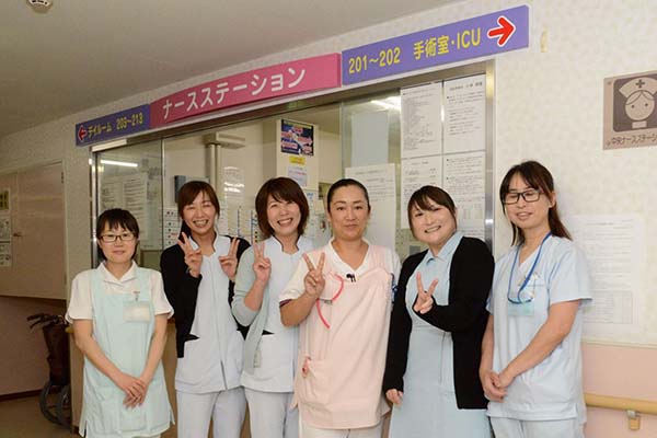 入院 ICU看護師たち